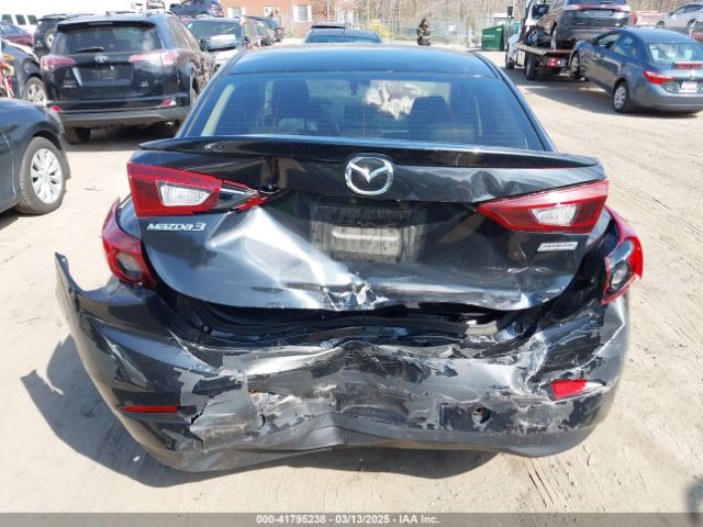 3MZBN1V34JM261565 Mazda Mazda3 Touring