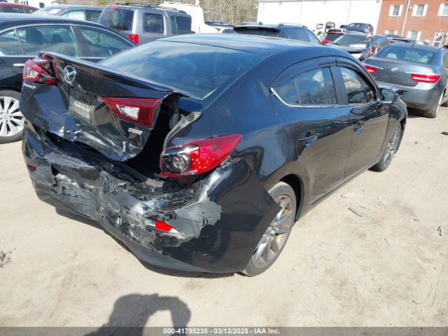 3MZBN1V34JM261565 Mazda Mazda3 Touring
