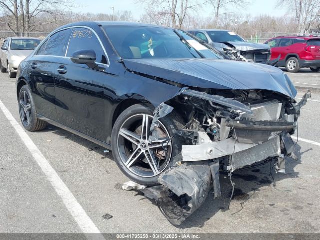 2022 MERCEDES-BENZ A 220 W1K3G4FB1NJ361754