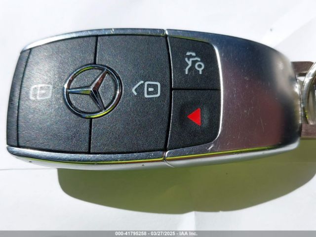 2022 MERCEDES-BENZ A 220 W1K3G4FB1NJ361754 Photo 10