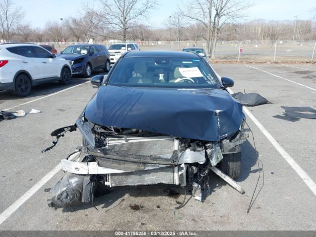 W1K3G4FB1NJ361754 Mercedes-Benz A 220 4matic