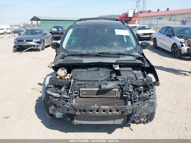 1FMCU9G98HUB94481 Ford ESCAPE SE