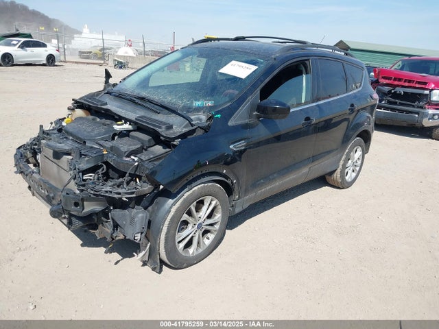 1FMCU9G98HUB94481 Ford ESCAPE SE