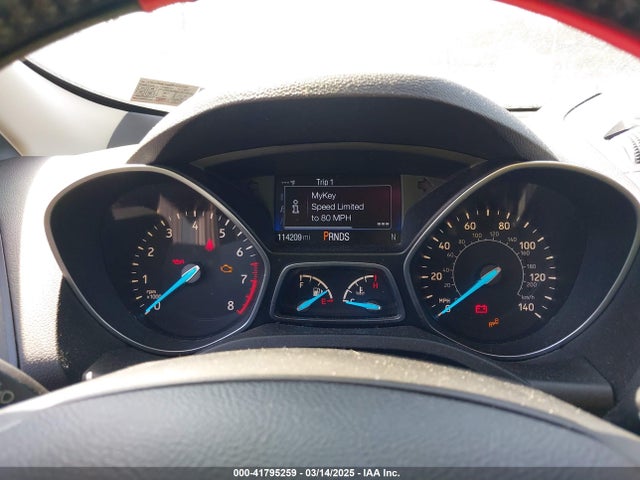 1FMCU9G98HUB94481 Ford ESCAPE SE