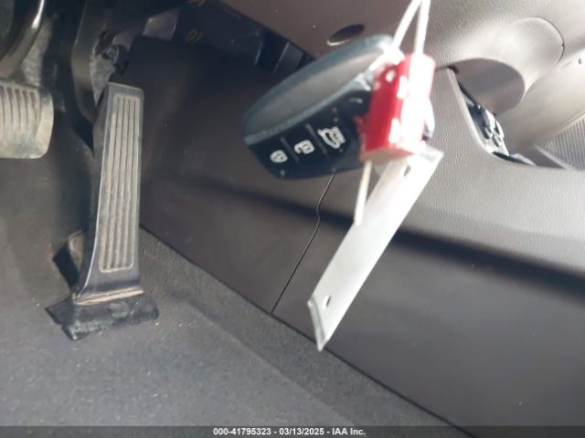 5NMZU4LA6JH083975 Hyundai Santa Fe Sport 2.0t