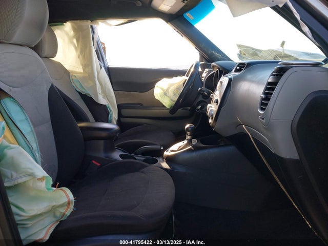 KNDJN2A2XG7270968 KIA Soul