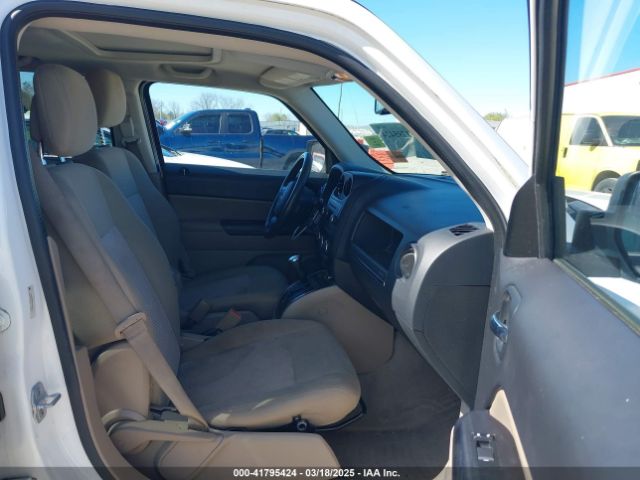 1C4NJPFA0ED646571 Jeep Patriot Latitude