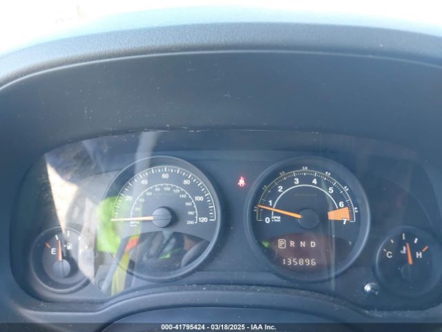 1C4NJPFA0ED646571 Jeep Patriot Latitude