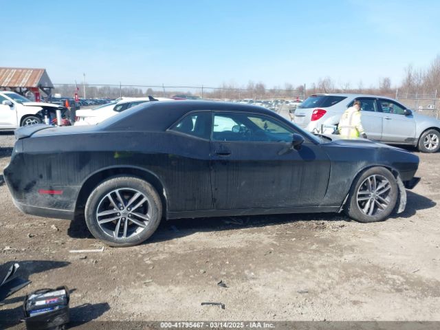 2C3CDZGG7KH602924 Dodge Challenger Sxt Awd