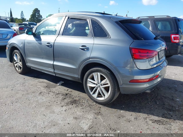 2017 AUDI Q3 WA1BCCFS1HR011147 Photo 2