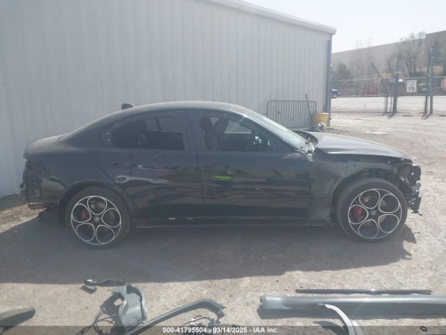 ZARFANBN8N7665729 Alfa Romeo Giulia Veloce Awd