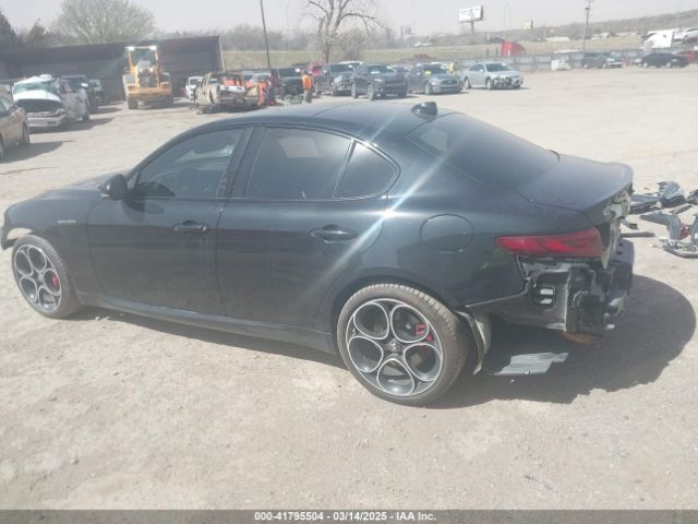 ZARFANBN8N7665729 Alfa Romeo Giulia Veloce Awd
