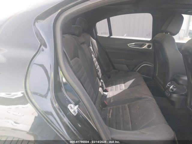ZARFANBN8N7665729 Alfa Romeo Giulia Veloce Awd