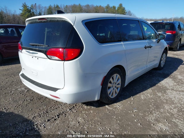 Chrysler PACIFICA L 2018 2C4RC1AG2JR103556 Image 4