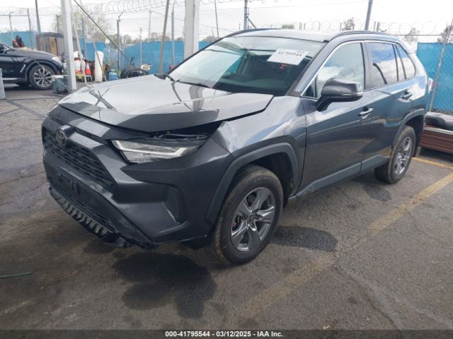 2T3W1RFV4NC179629 Toyota Rav4 Xle