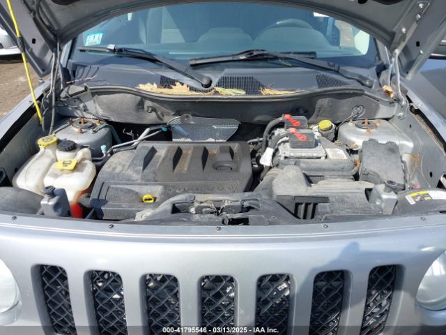1C4NJRBB5ED815798 Jeep Patriot Sport
