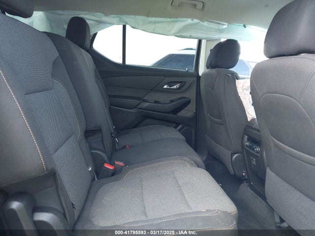 1GNERFKW1KJ312140 Chevrolet Traverse Ls