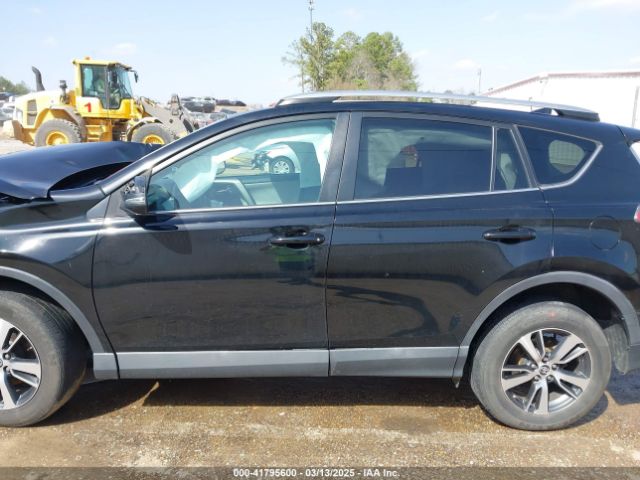 2T3WFREVXJW444002 Toyota Rav4 Xle