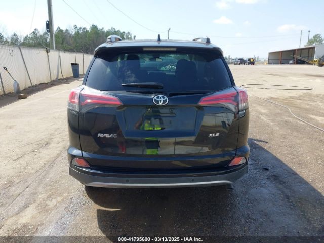 2T3WFREVXJW444002 Toyota Rav4 Xle