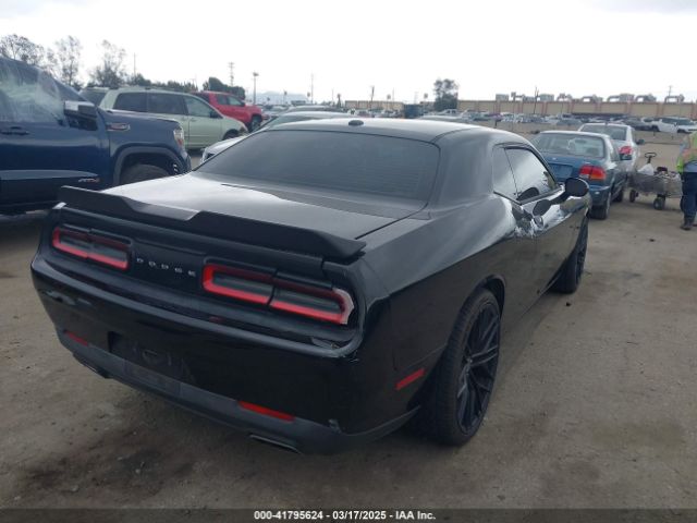 2C3CDZAG9GH107527 Dodge Challenger Sxt