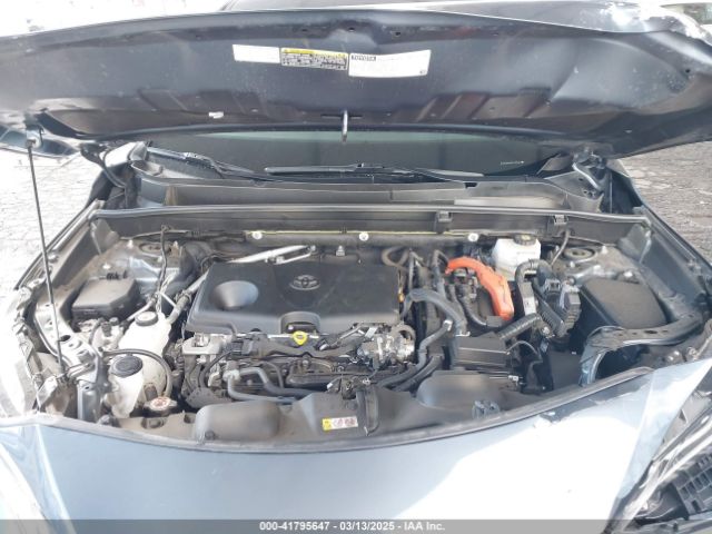 JTEAAAAH3PJ122265 Toyota VENZA LE