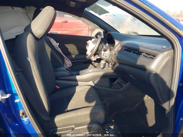 3CZRU6H11NM743180 Honda Hr-v Awd Sport
