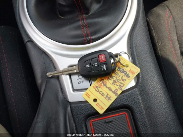 JF1ZNAA13G9702833 Scion FR-S