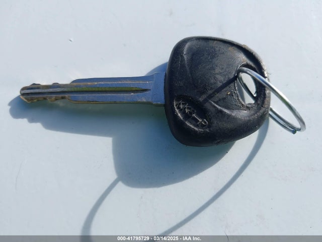KNAFK4A66F5295094 KIA FORTE LX