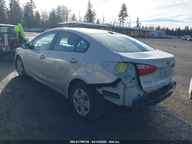 KNAFK4A66F5295094 KIA FORTE LX