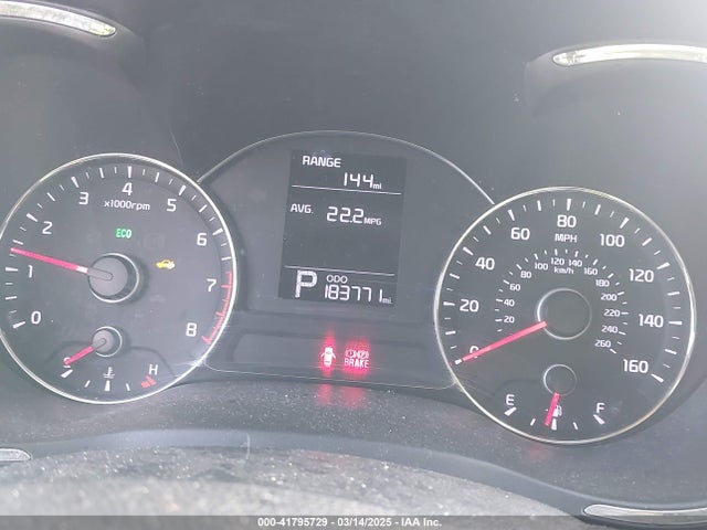 KNAFK4A66F5295094 KIA FORTE LX