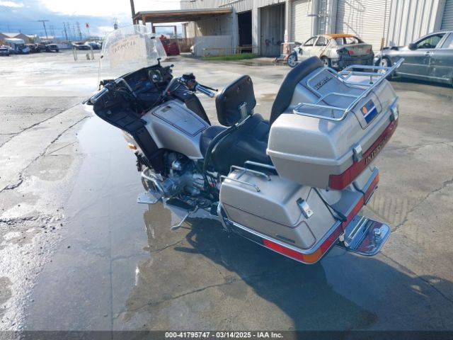 1987 HONDA GL1200 1HFSC1447HA306854 Photo 2