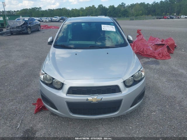 1G1JC5SH2F4129590 Chevrolet Sonic Lt Auto