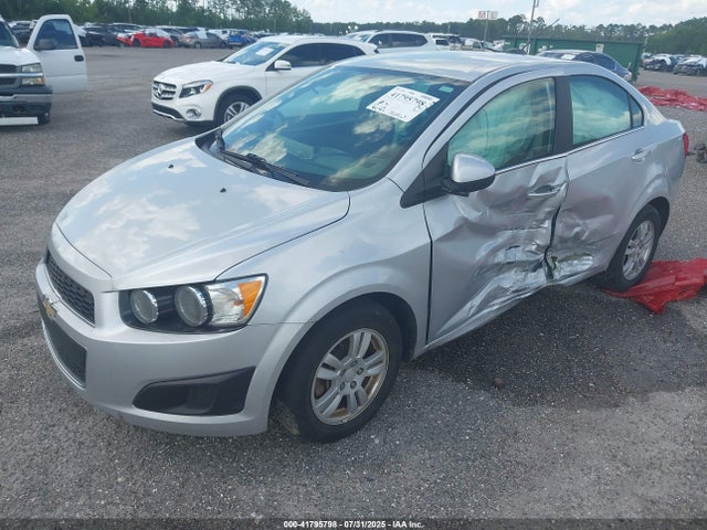 1G1JC5SH2F4129590 Chevrolet Sonic Lt Auto