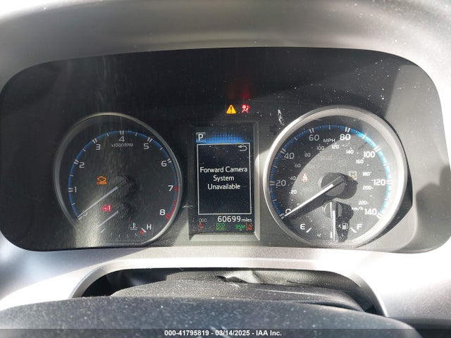 JTMRFREV4JJ232899 Toyota Rav4 Xle