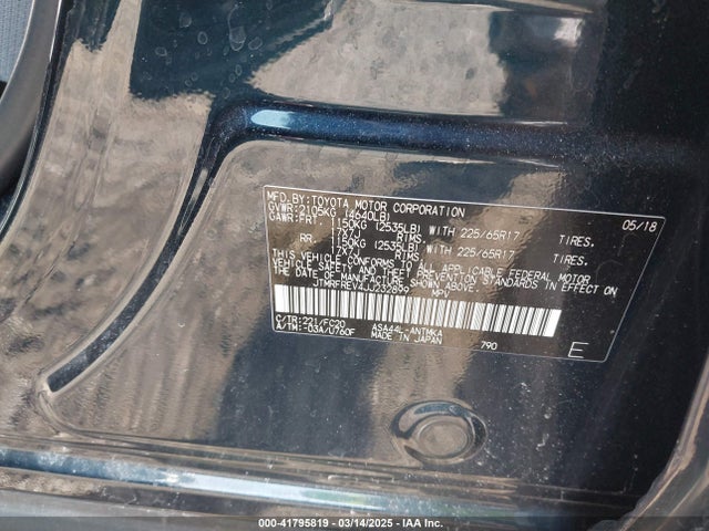 JTMRFREV4JJ232899 Toyota Rav4 Xle