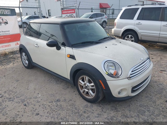 2013 MINI HARDTOP WMWSU3C53DT372651 Photo 0