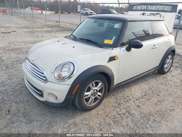 2013 MINI HARDTOP WMWSU3C53DT372651 Photo 1