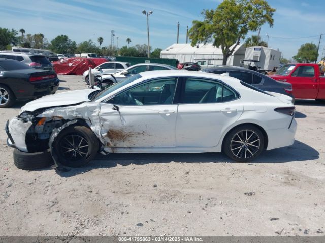 4T1G11BK7PU097308 Toyota Camry Se Awd