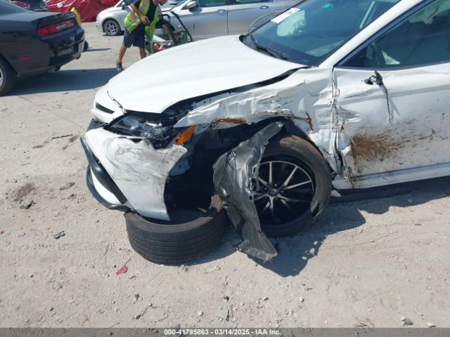 4T1G11BK7PU097308 Toyota Camry Se Awd