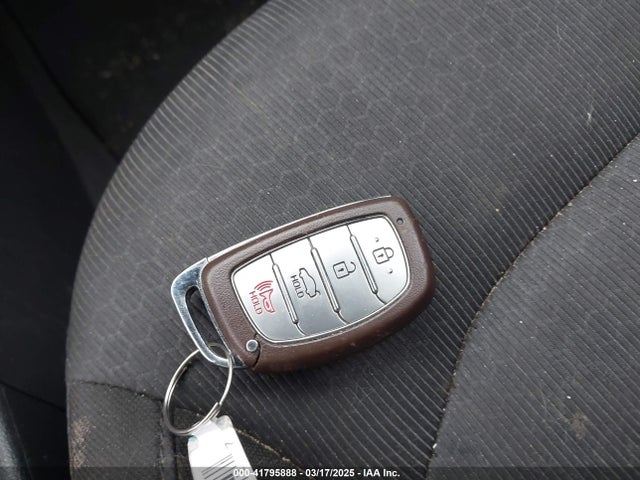 5NPD84LFXHH170074 Hyundai Elantra Value Edition