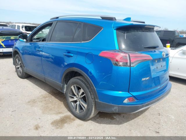 JTMWFREV2JJ752568 Toyota Rav4 Xle
