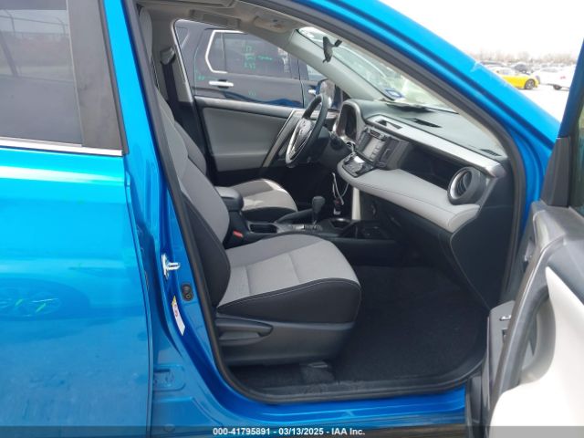 JTMWFREV2JJ752568 Toyota Rav4 Xle