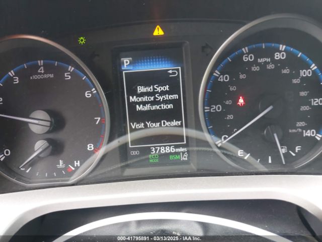 JTMWFREV2JJ752568 Toyota Rav4 Xle