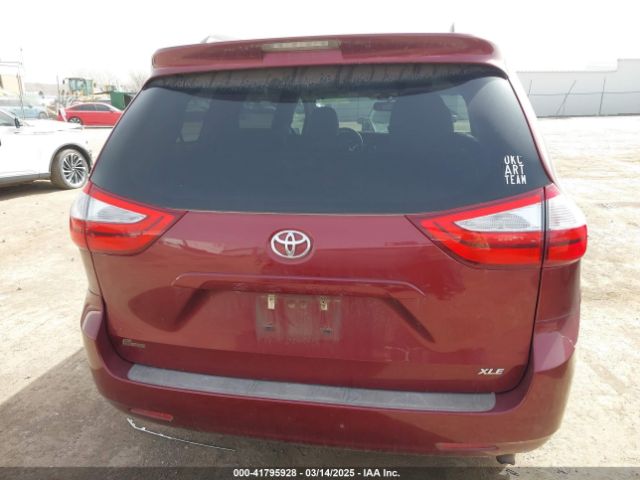 5TDYK3DCXFS531456 Toyota Sienna Xle 8 Passenger