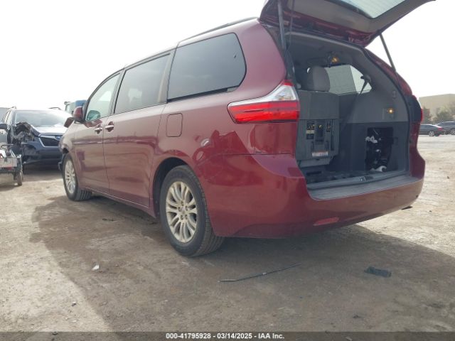 5TDYK3DCXFS531456 Toyota Sienna Xle 8 Passenger