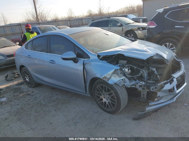 1G1BE5SM4H7137171 Chevrolet Cruze Lt Auto