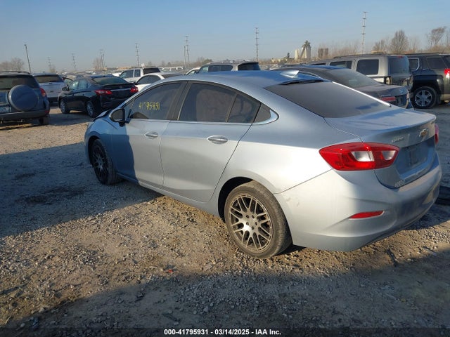 1G1BE5SM4H7137171 Chevrolet Cruze Lt Auto