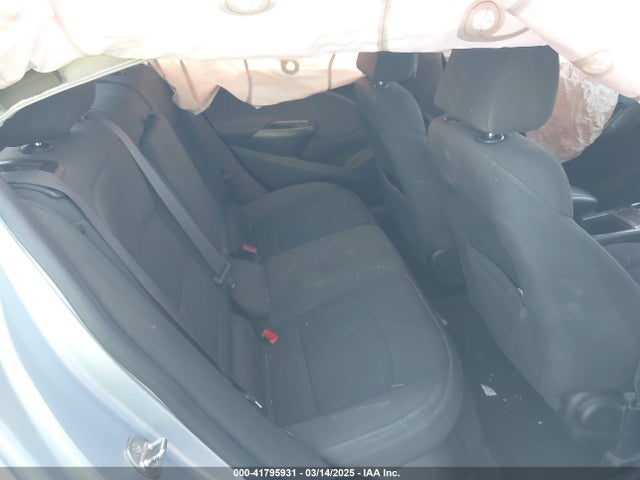 1G1BE5SM4H7137171 Chevrolet Cruze Lt Auto
