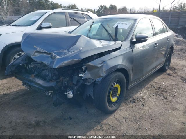 3VWD17AJ0EM360921 Volkswagen Jetta 1.8t Se