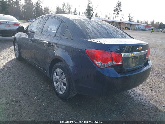 1G1PA5SH7E7348803 Chevrolet Cruze Ls Auto
